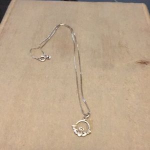 Sterling silver claddagh pendant